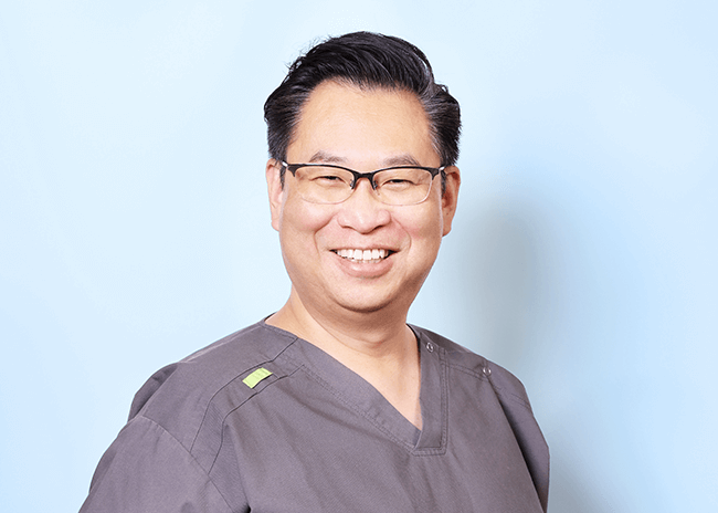 前出 喜信(まえで よしのぶ)医師